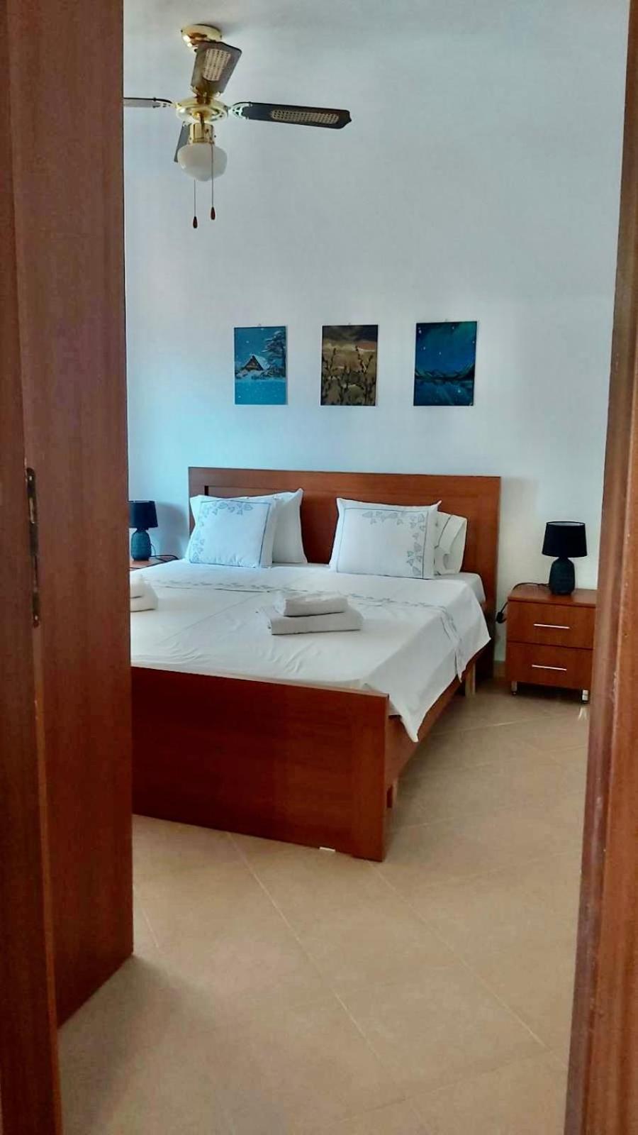 Liza'S Apartman Lukova Kültér fotó