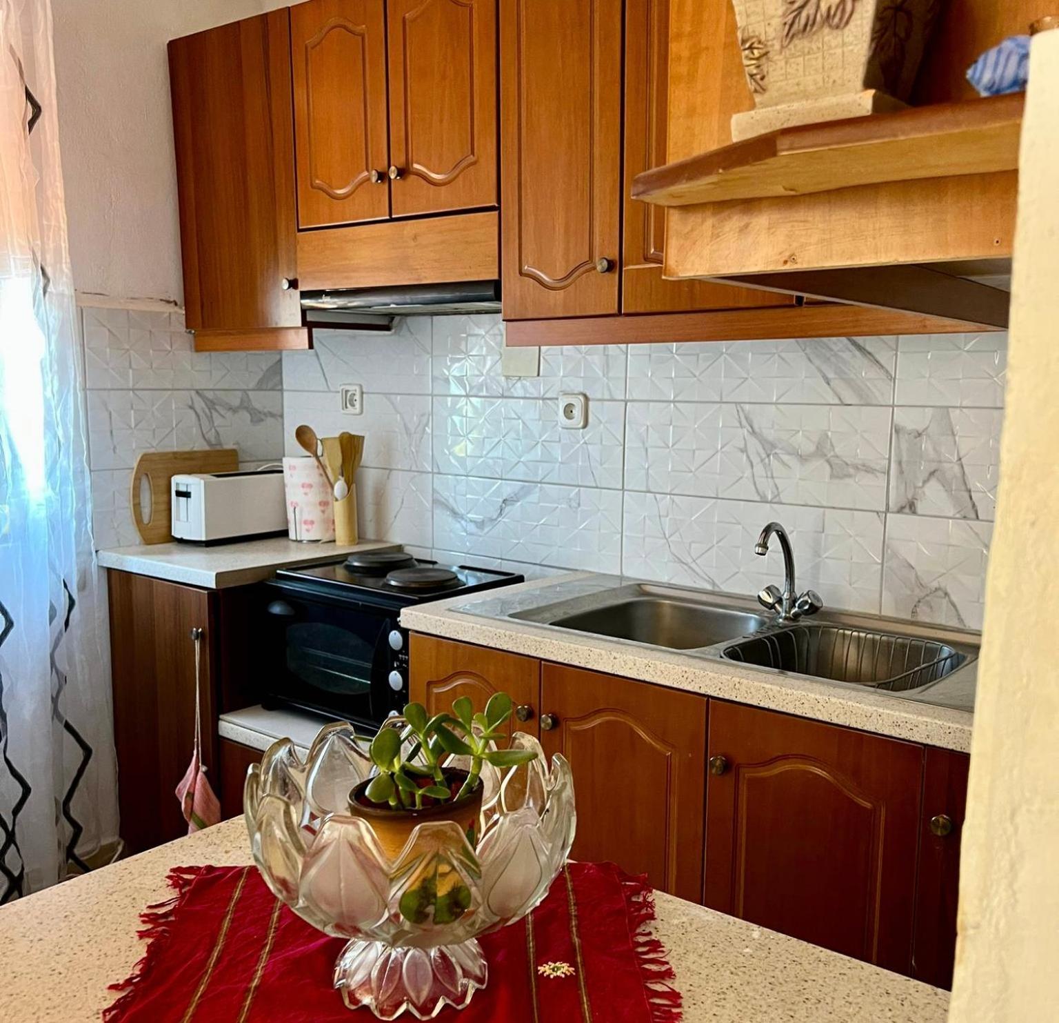 Liza'S Apartman Lukova Kültér fotó
