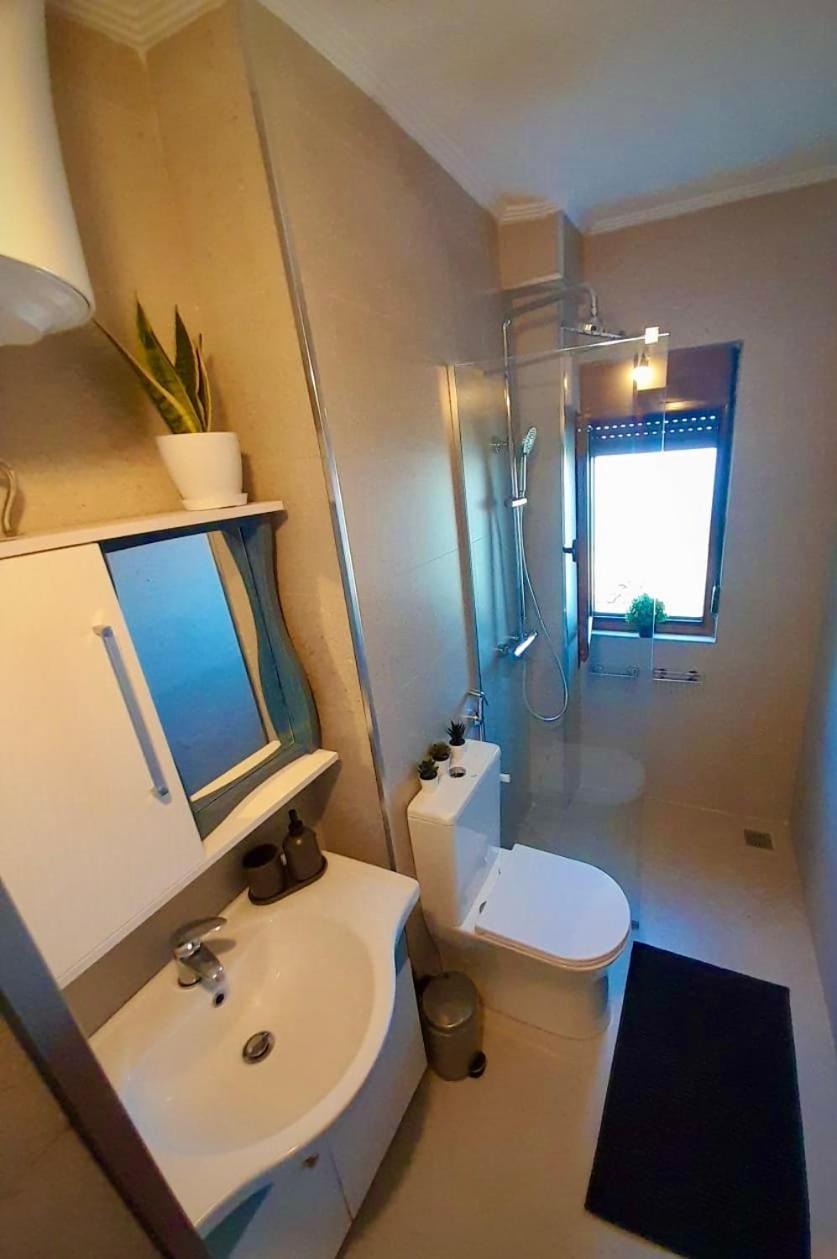 Liza'S Apartman Lukova Kültér fotó