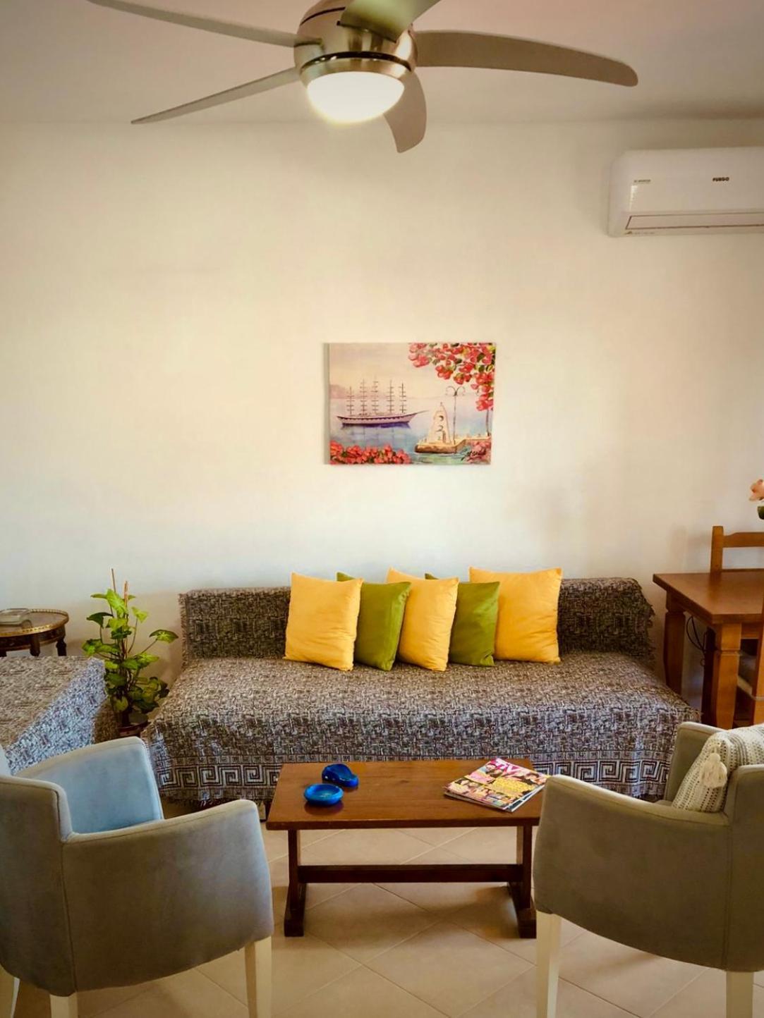 Liza'S Apartman Lukova Kültér fotó